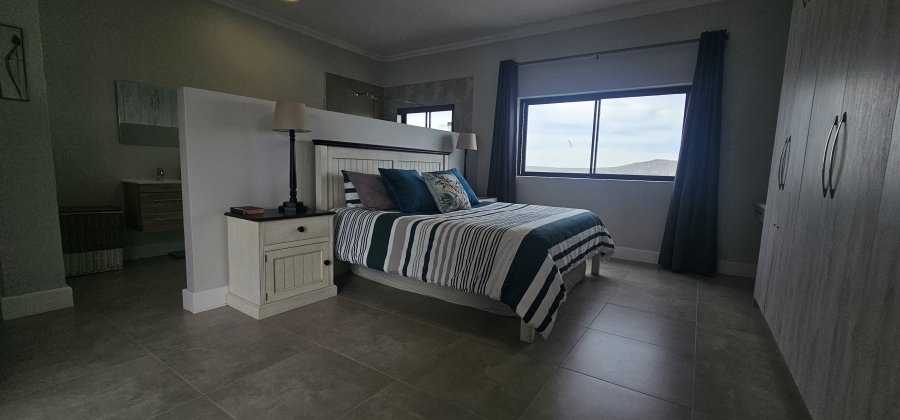 5 Bedroom Property for Sale in Myburgh Park Western Cape